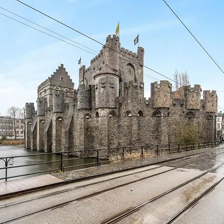 Mooie Vernieuwde Duplex In Hartje , Patershol *