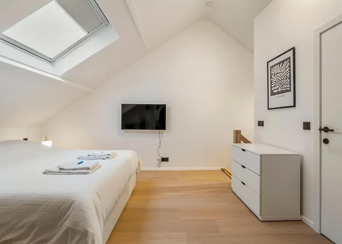 Mooie Vernieuwde Duplex In Hartje , Patershol * خنت