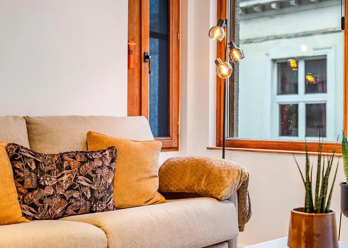 Mooie Vernieuwde Duplex In Hartje , Patershol * خنت